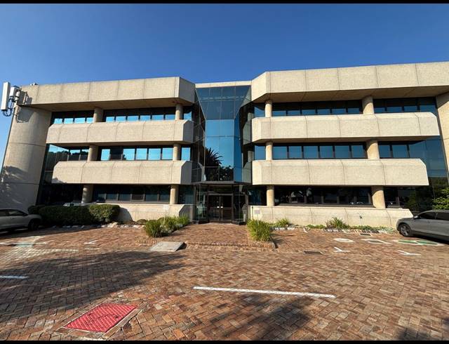 190M² OFFICE TO LET IN TYGER VALLEY